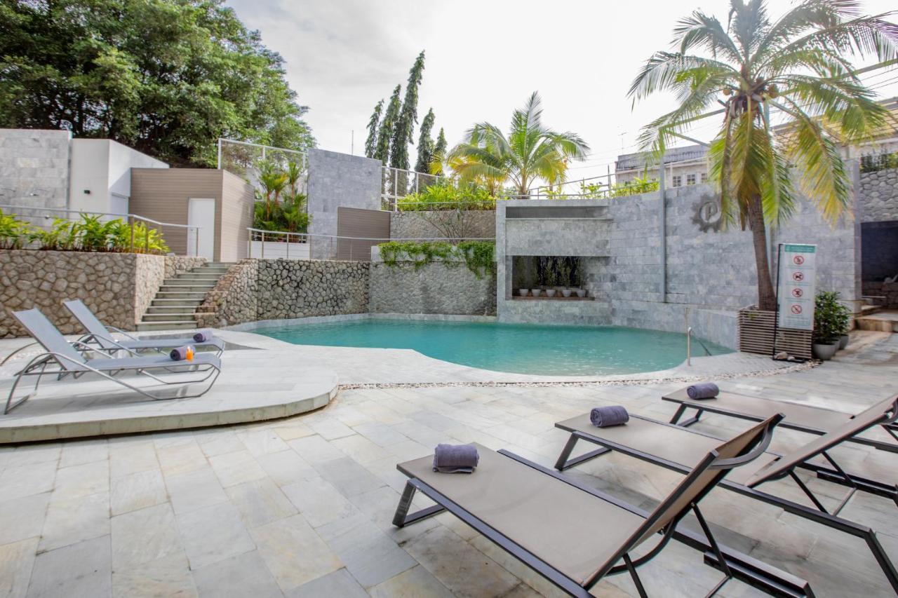 Pearl Hotel Phuket Exterior foto